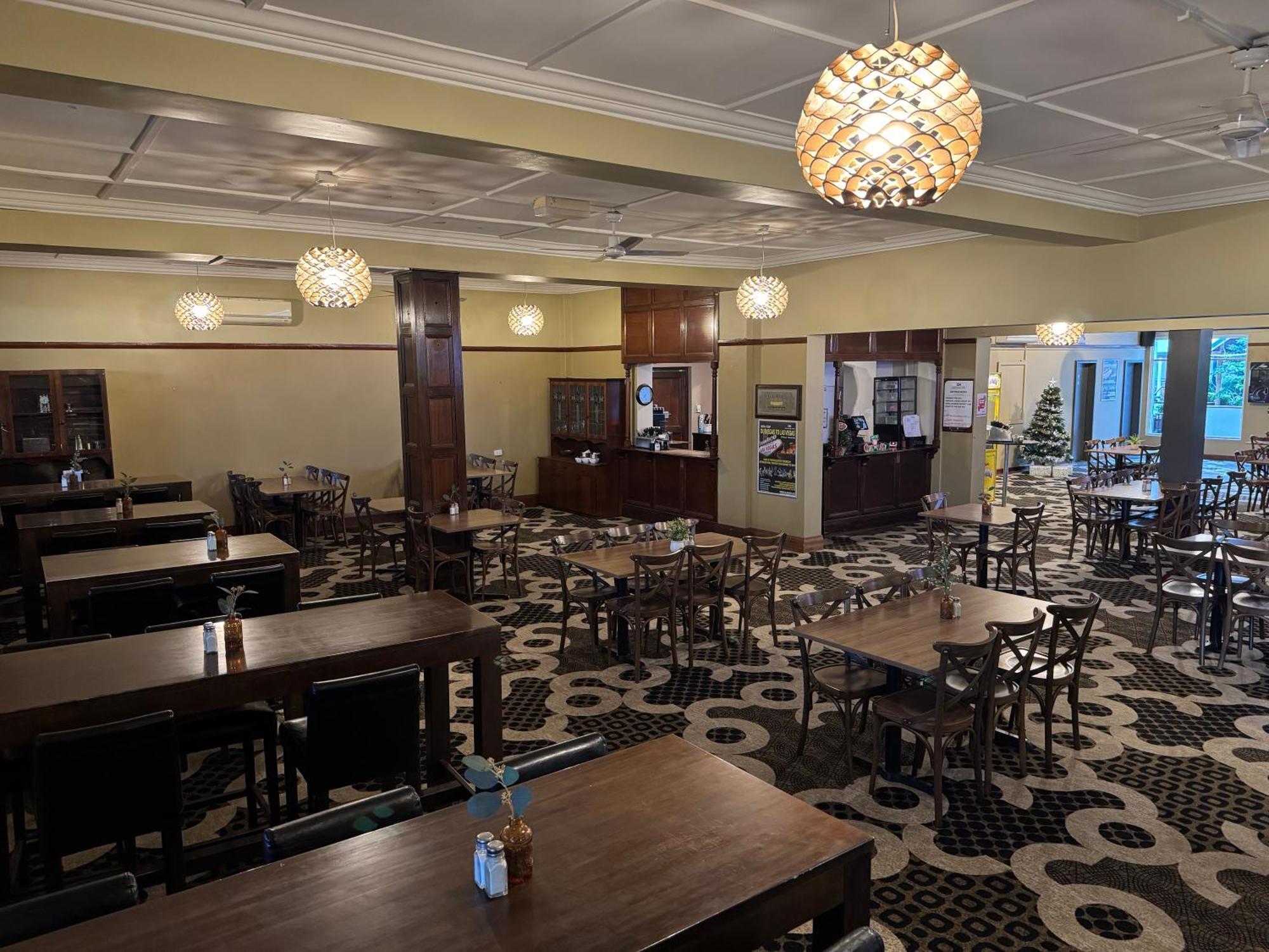 Castlereagh Hotel Dubbo Bagian luar foto